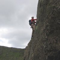 Cyfrwy Arête, Moving Together (James Richardson)
