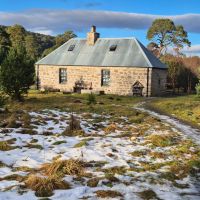 Ruigh Aiteachain bothy, Glen Feahie (Andy Stratford)